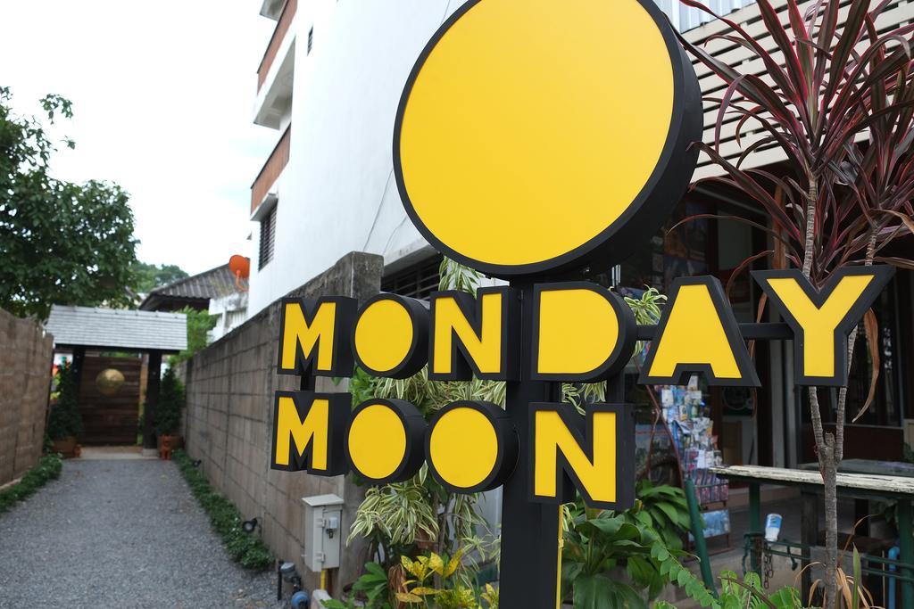 Monday Moon Apartment Chiang Mai Bagian luar foto