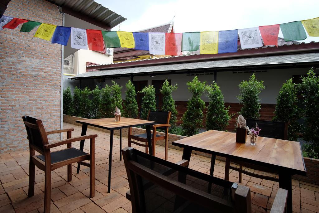 Monday Moon Apartment Chiang Mai Bagian luar foto