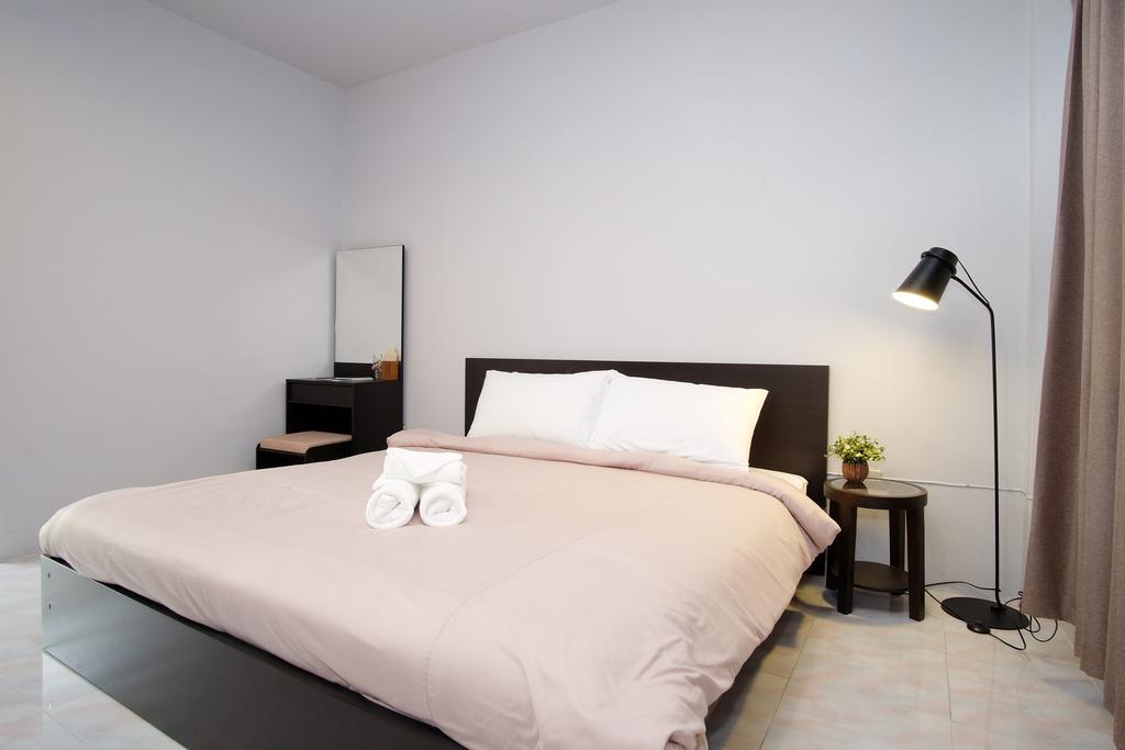 Monday Moon Apartment Chiang Mai Bagian luar foto