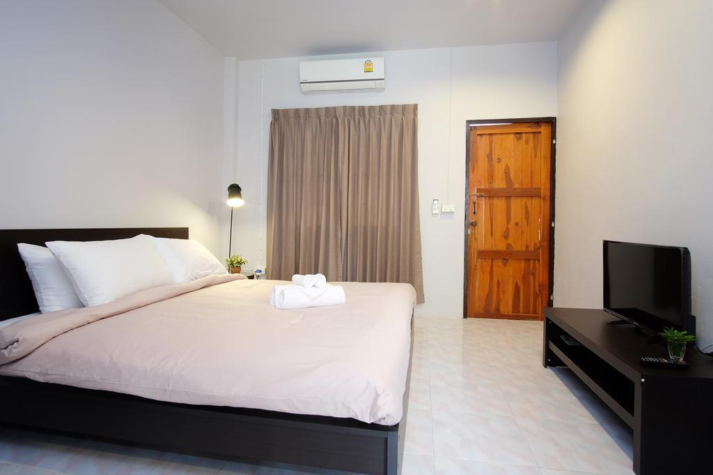 Monday Moon Apartment Chiang Mai Bagian luar foto